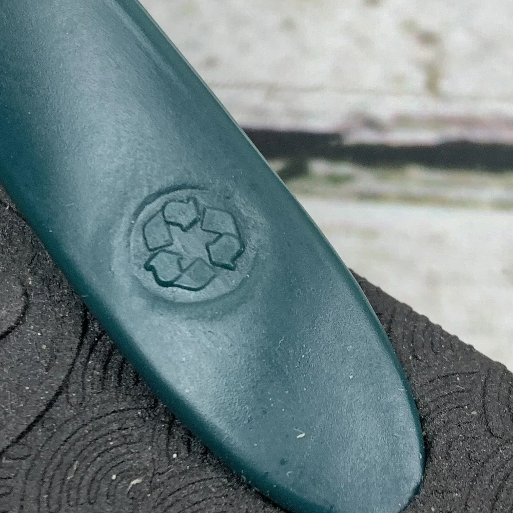 SUBS Flip Flops Sandals [US 12‎ EUR 45/46] Black Green Wave Pattern